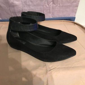 Kenneth Cole Ankle Strap Flats, Size 8.5